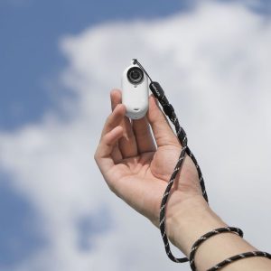 Funda de silicona con correa para el cuello para la cámara de acción Insta360 GO 3 - Imagen 3
